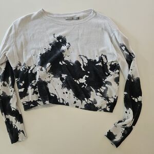 Stylish Black and White Women's Top